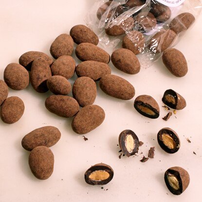 Piedras Cocoa Dusted Almonds - BKLYN Larder
