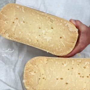 Frisian Farms Sneek Gouda 1.0 lb - BKLYN Larder