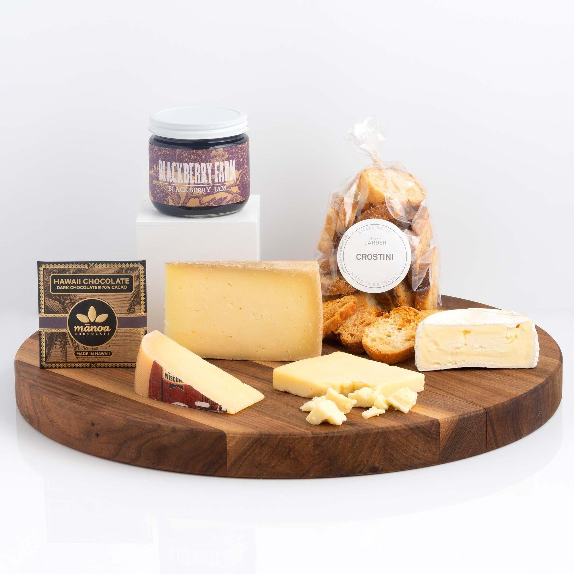 Classic American Cheese Gift Basket